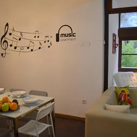 Music Лісабон